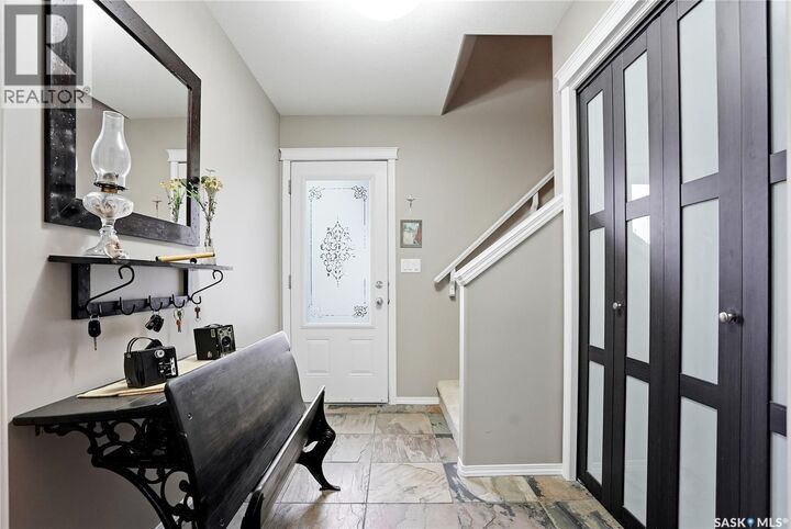 Property Photo:  16 110 Dulmage Crescent  SK S7T 0C7 