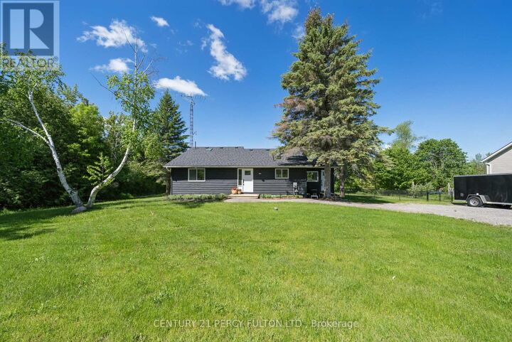Property Photo: 1935 Pratt'S Marina Road ON K0L 2H0
