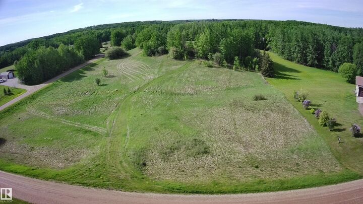 Property Photo:  52229 Rge Road 25  AB T0E 0H0 