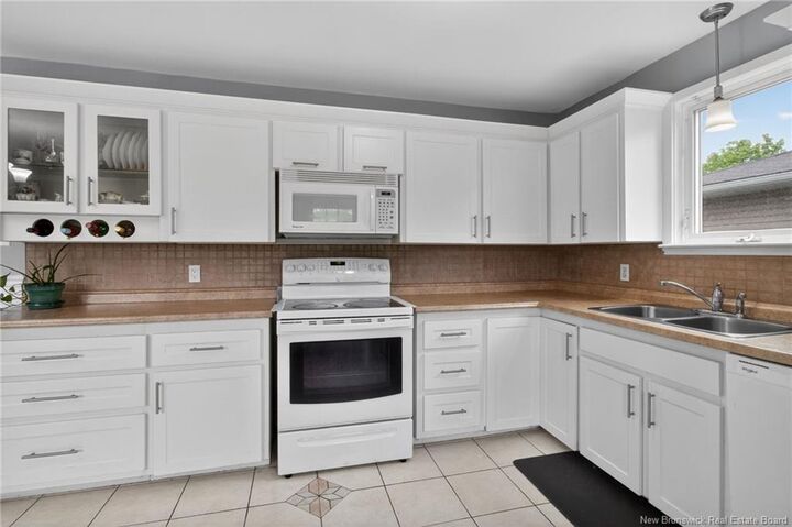 Property Photo:  78 Henderson Avenue  NB E1B 3P3 