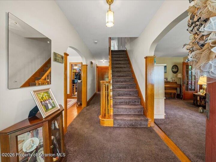 Property Photo:  71 Pleasant Avenue  PA 18465 