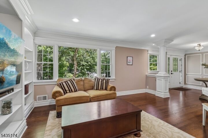 Property Photo:  27 Burlington Rd  NJ 07974 