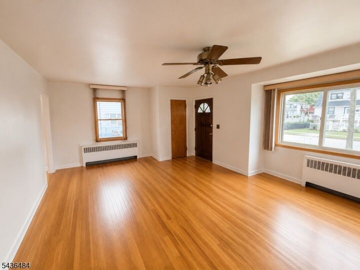 Property Photo: 224 Sherwood Ave NJ 07502