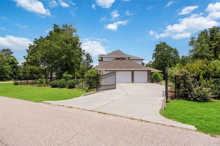 Property Photo:  27002 Benton Brook Court  TX 77386 