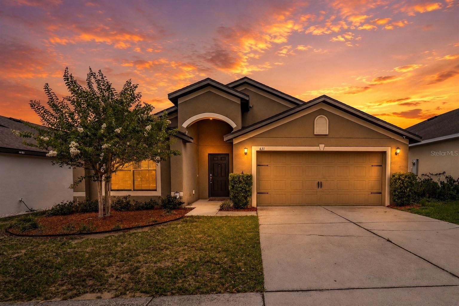 Property Photo:  631 Swallowtail Drive  FL 33844 