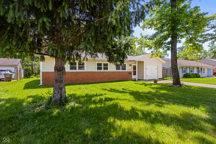 Property Photo:  3067 Hawcreek Boulevard  IN 47203 