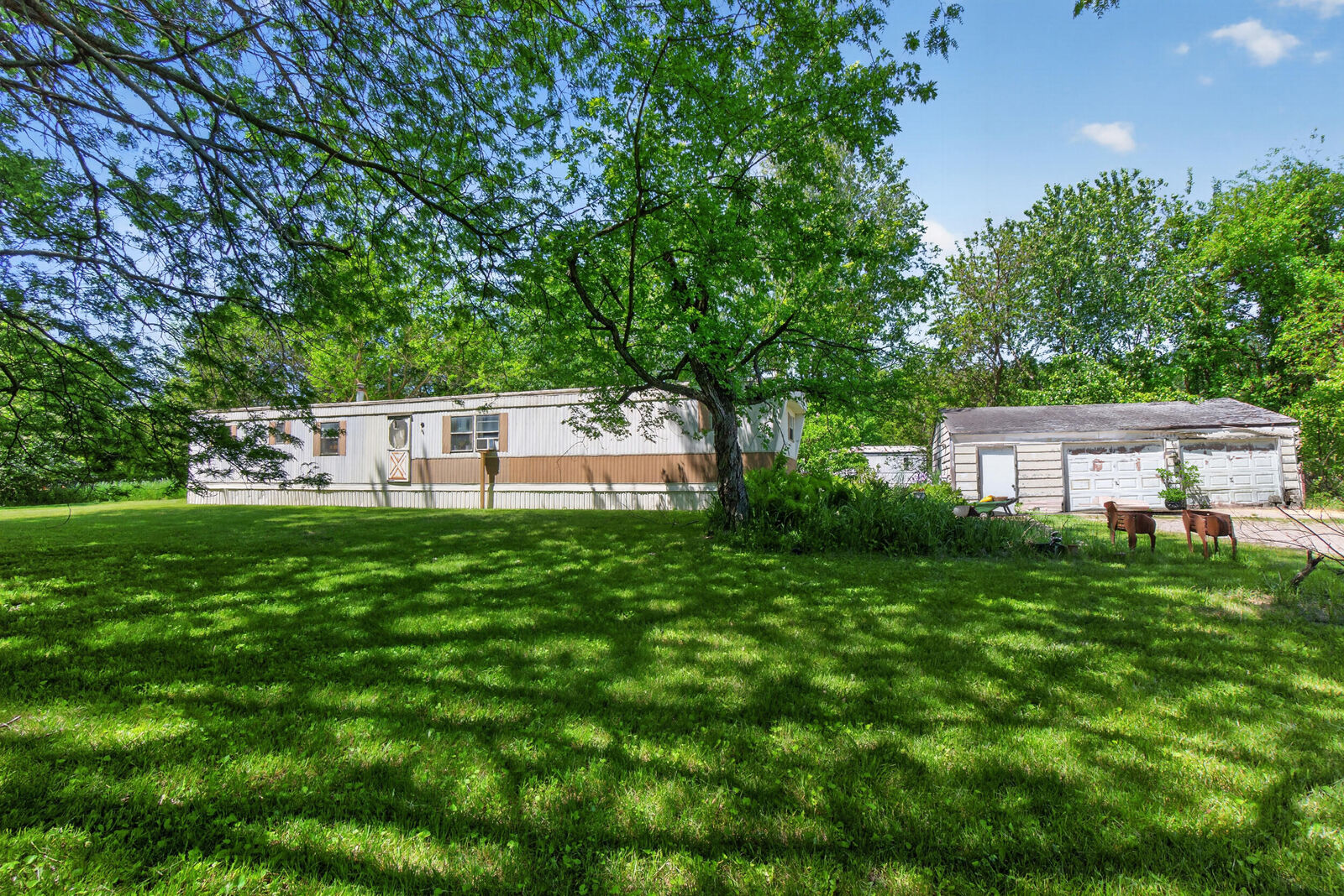 Property Photo:  7868 Dixon Road  MI 49201 