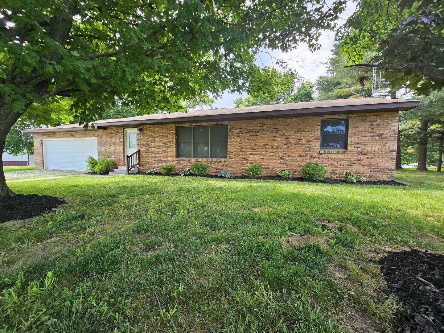 Property Photo: 14541 N Morton Lane IL 62864