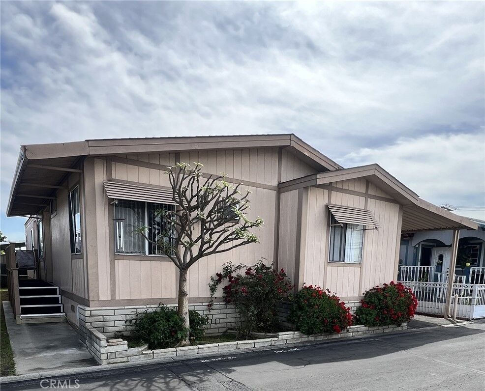 Property Photo:  16707 Garfield Avenue 2008  CA 90723 