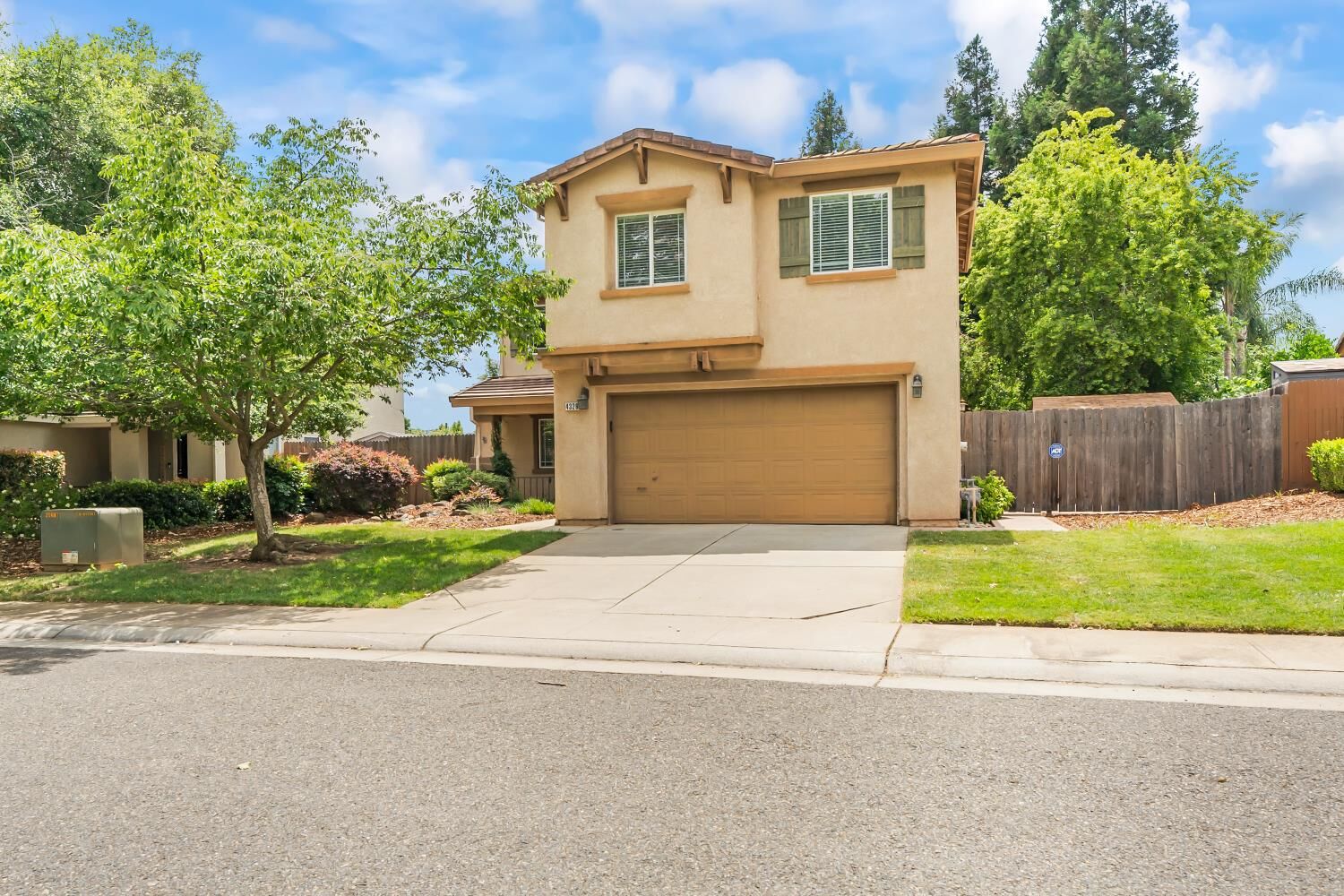 Property Photo:  4326 Castleton Circle  CA 95655 