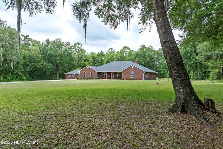 Property Photo: 5566 Don Manuel Road FL 32033