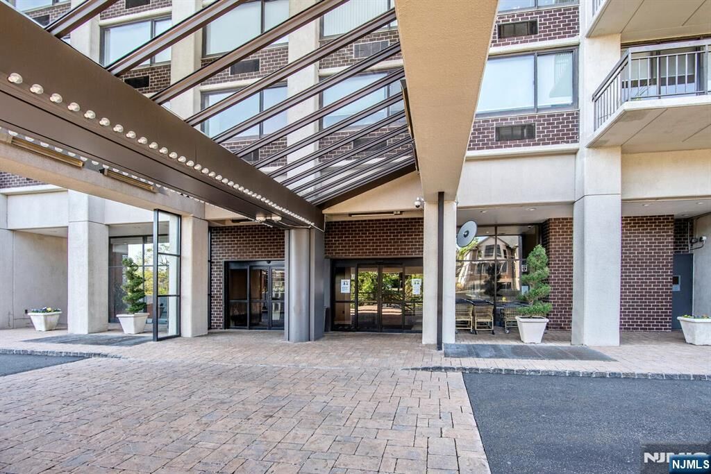 Property Photo: 200 Old Palisade Road 15C NJ 07024