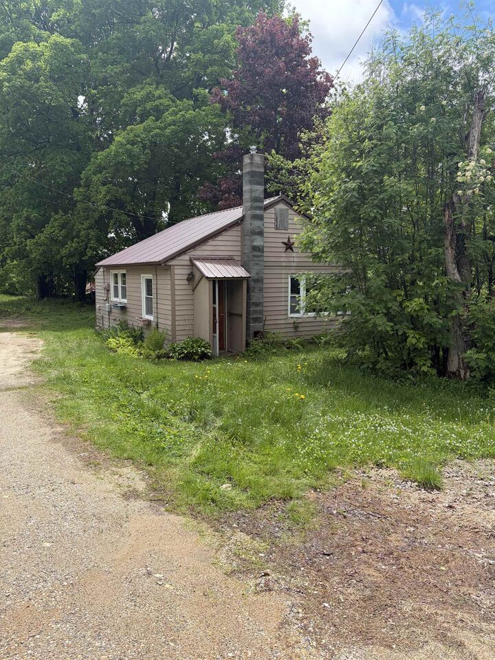 Property Photo:  190 Leavitt Road  NH 03220 