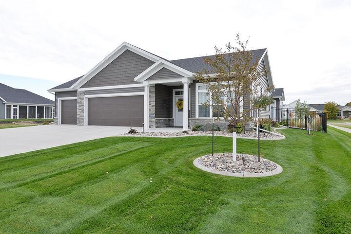 Property Photo:  4078 49th Avenue S  ND 58104 