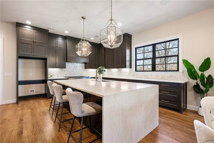 Property Photo: 1039 NW A Street AR 72712