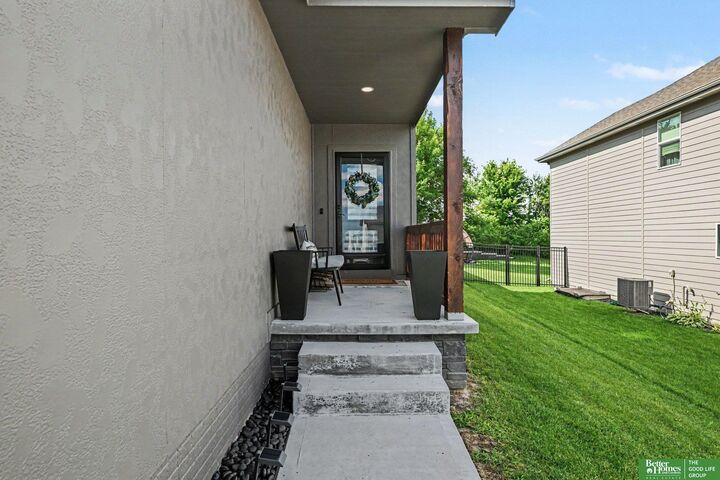 Property Photo:  11605 Potter Street  NE 68142 
