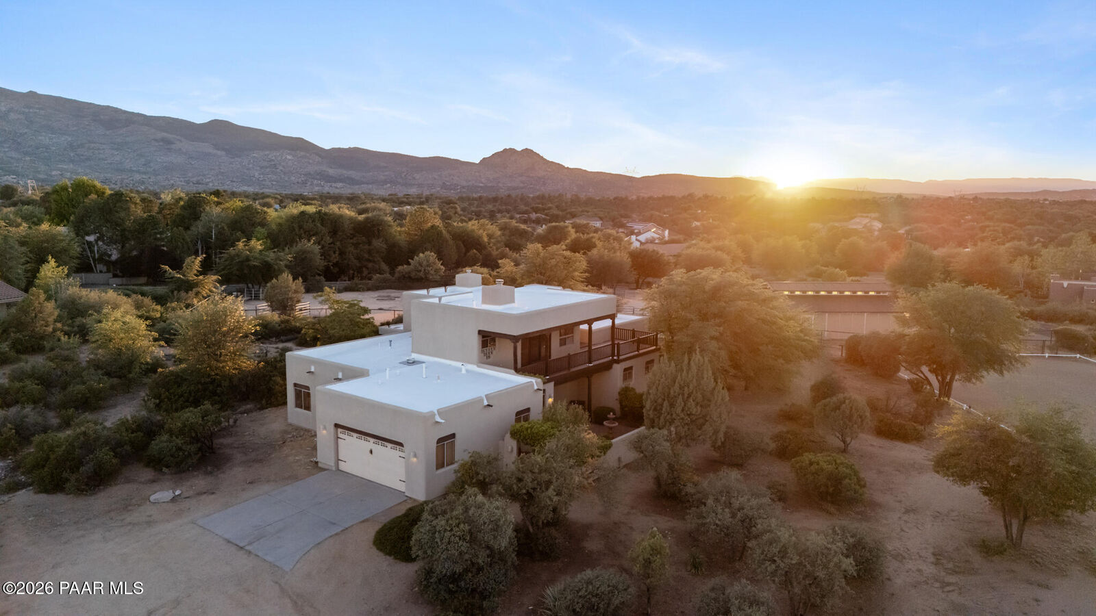 Property Photo:  2715 W Green Brier Drive  AZ 86305 