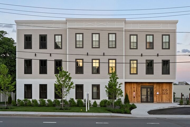 Property Photo:  105 Sea Street 104  MA 02169 