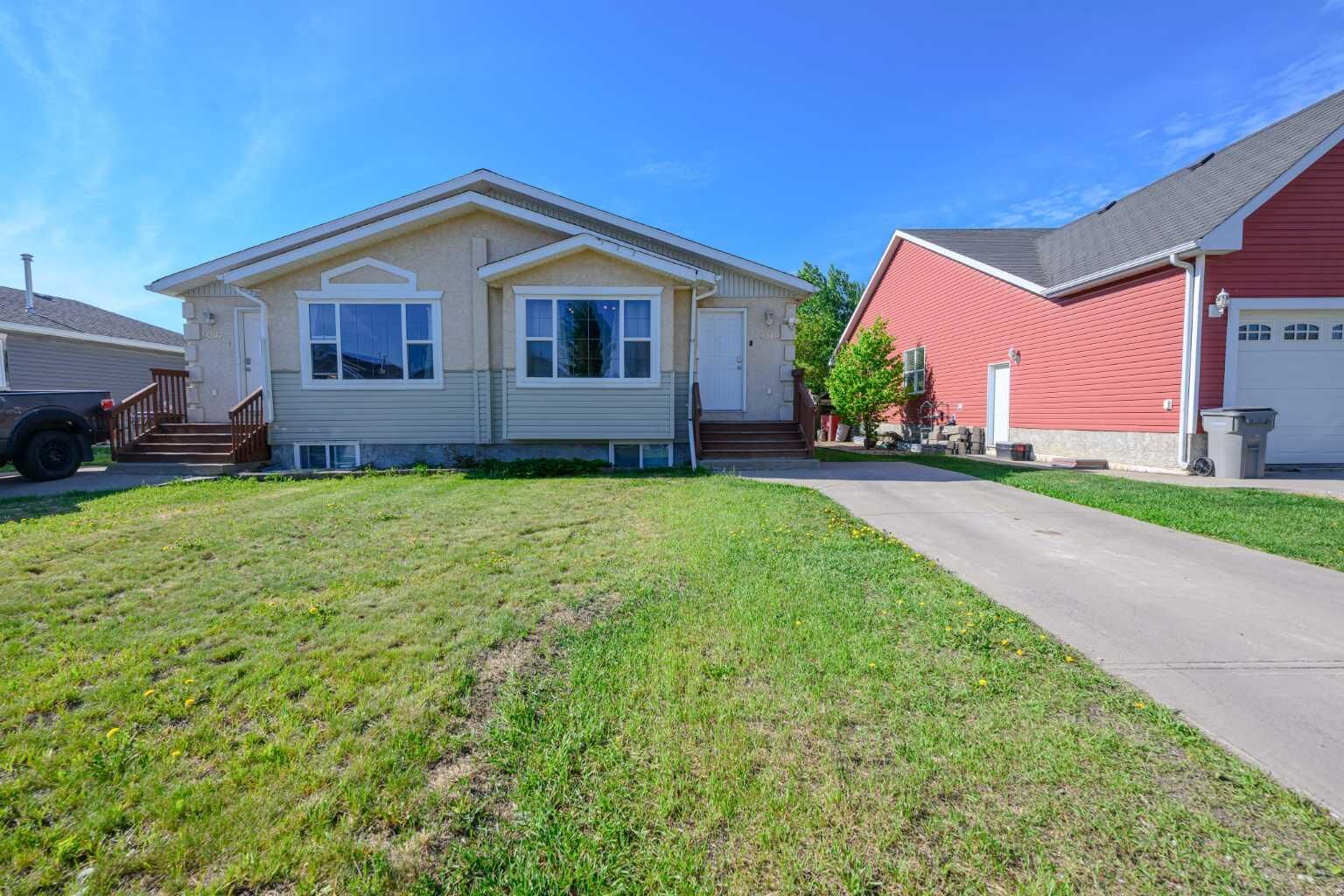 Property Photo: 9249 94 Avenue AB T8V 7S1