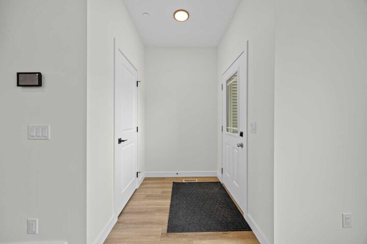 Property Photo:  41 Hotchkiss Gardens SE  AB T3S 0T6 