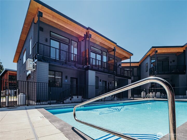 Property Photo: 121 Pass Life Way WA 98068