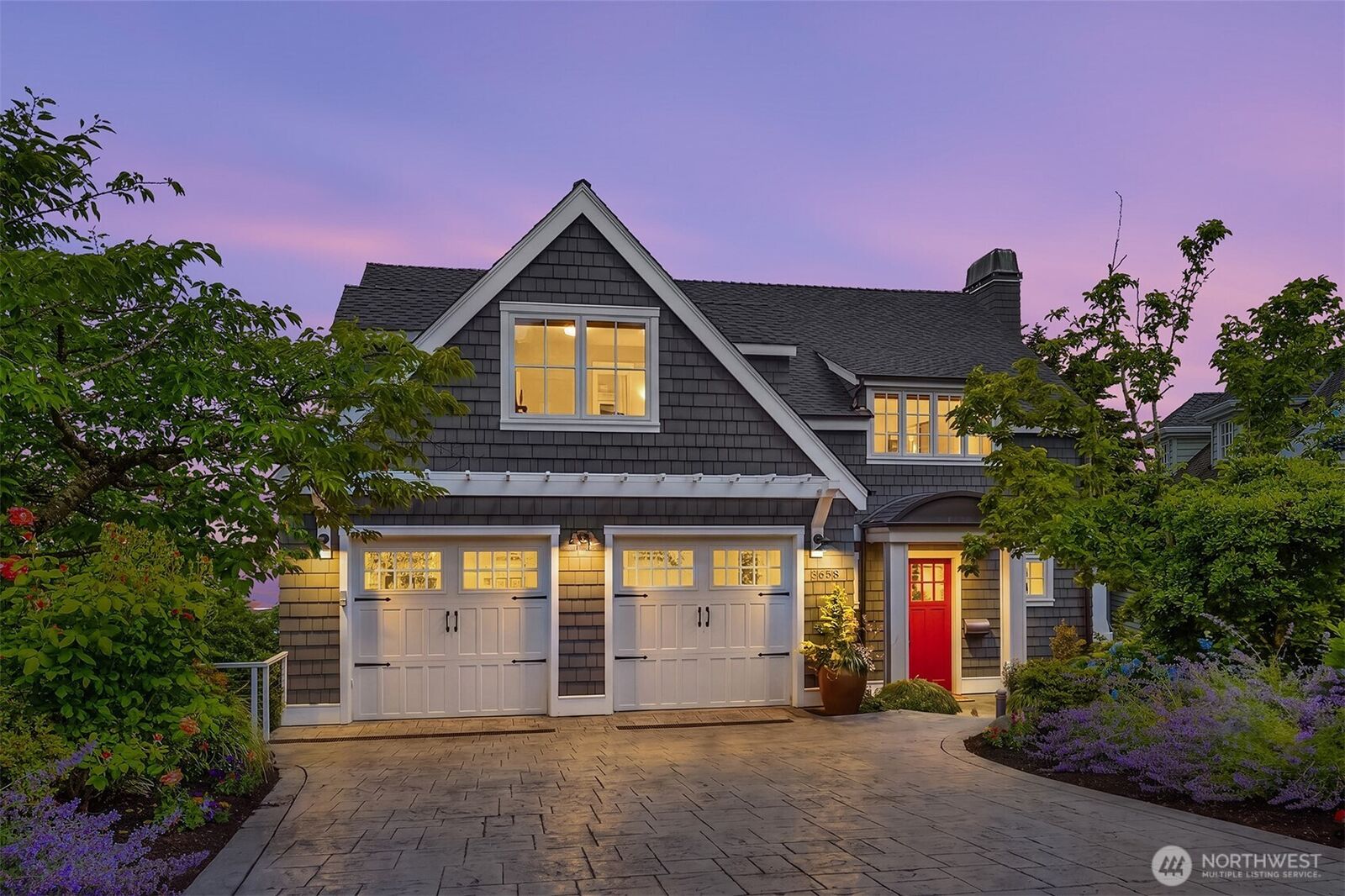 Property Photo:  3658  50th Avenue NE  WA 98105 