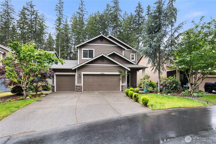 Property Photo: 4882 SW Kenmore Court WA 98367