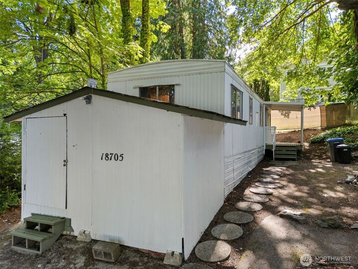 Property Photo: 18705 1st Avenue NE WA 98392