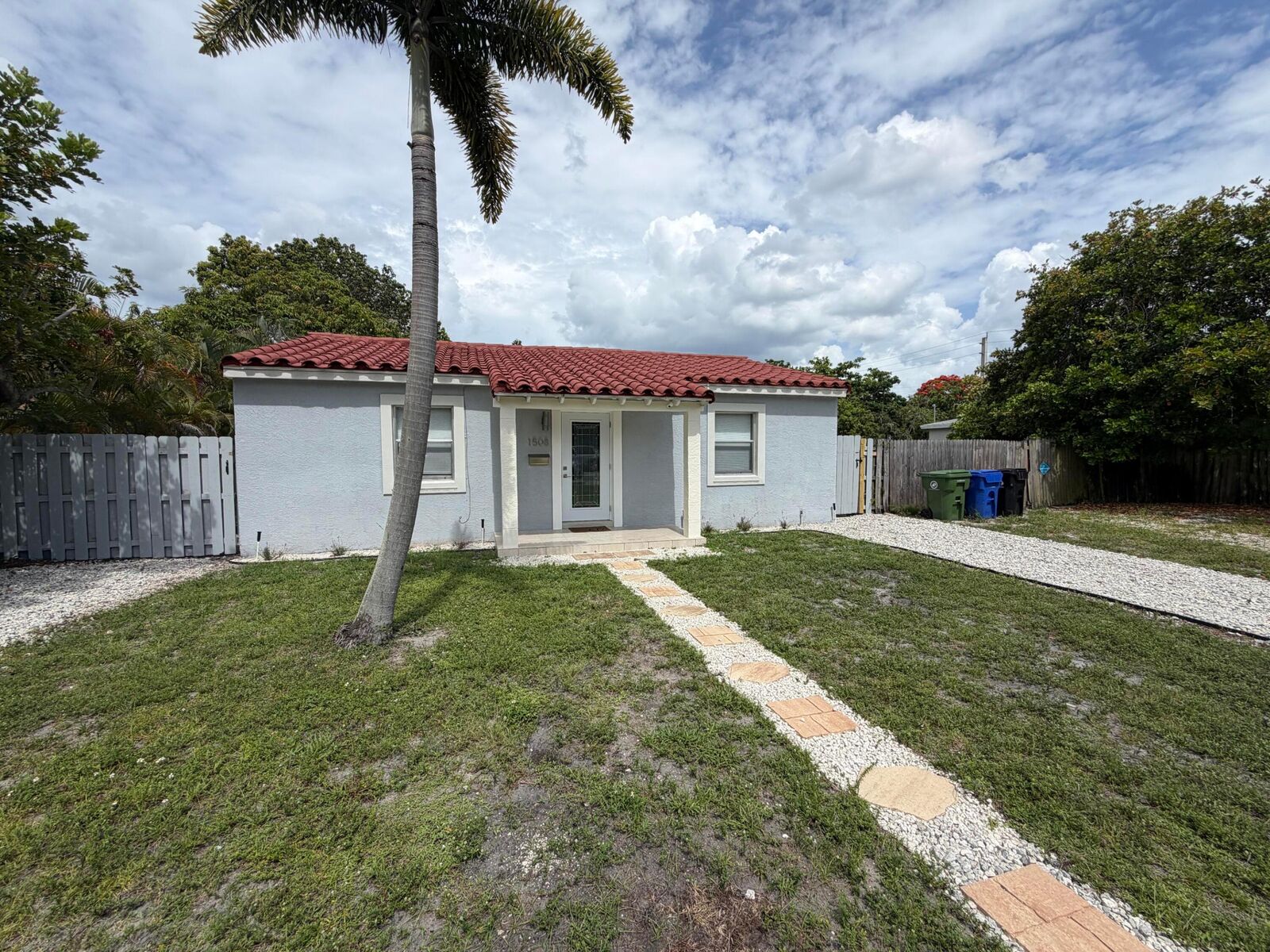 Property Photo:  1508 NW 1st Avenue 2  FL 33311 