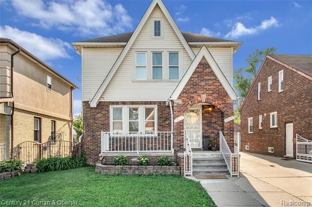 Property Photo: 7013 Payne Avenue MI 48126