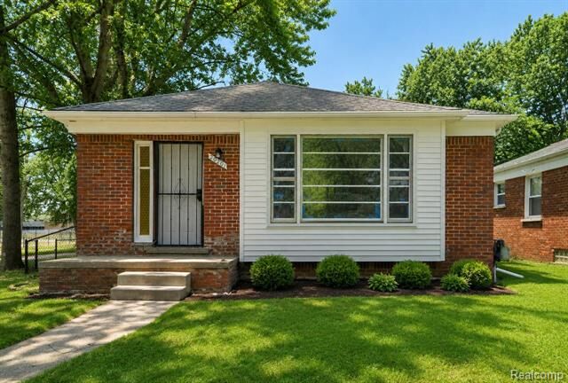 Property Photo:  20201 Grandville Avenue  MI 48219 