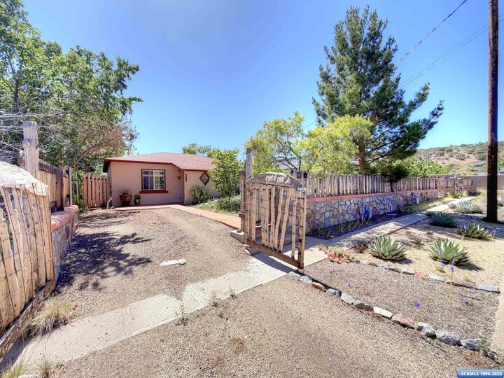 Property Photo: 304 N E Street NM 88061