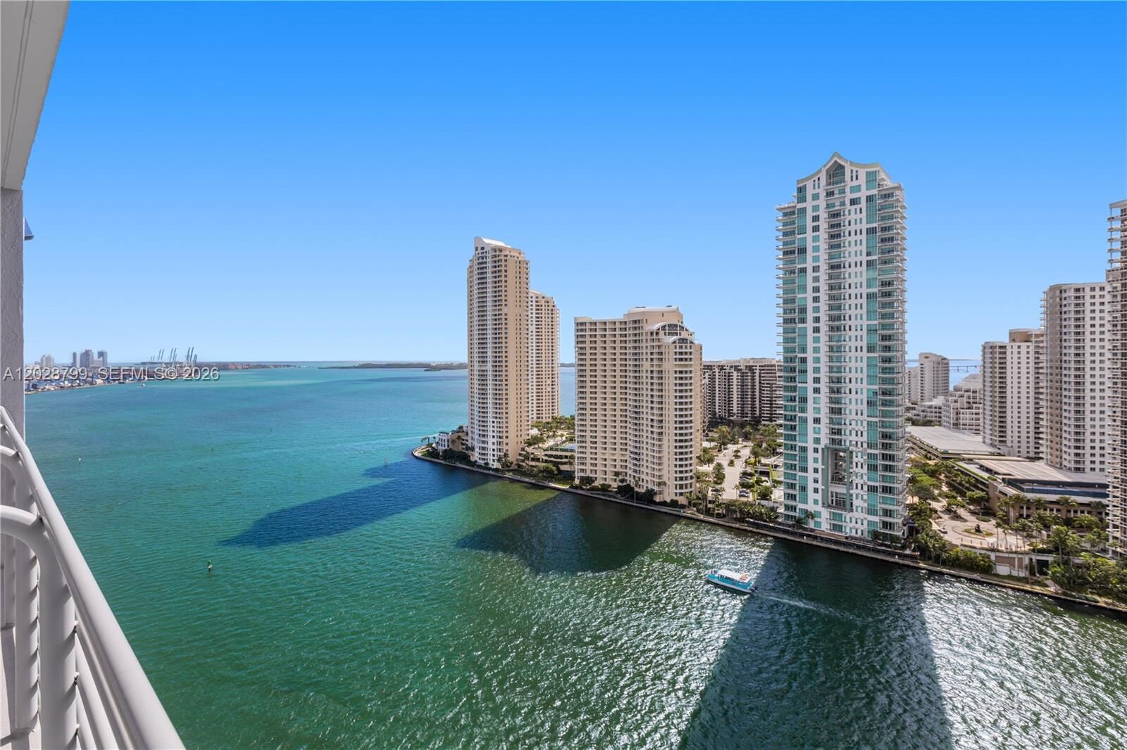 Property Photo:  325 S Biscayne Blvd 2517  FL 33131 