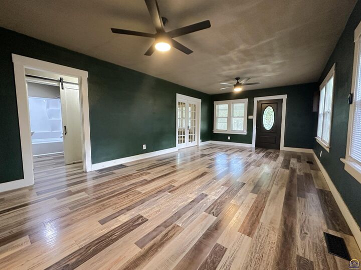 Property Photo:  1213 SW Plass Ave  KS 66604 