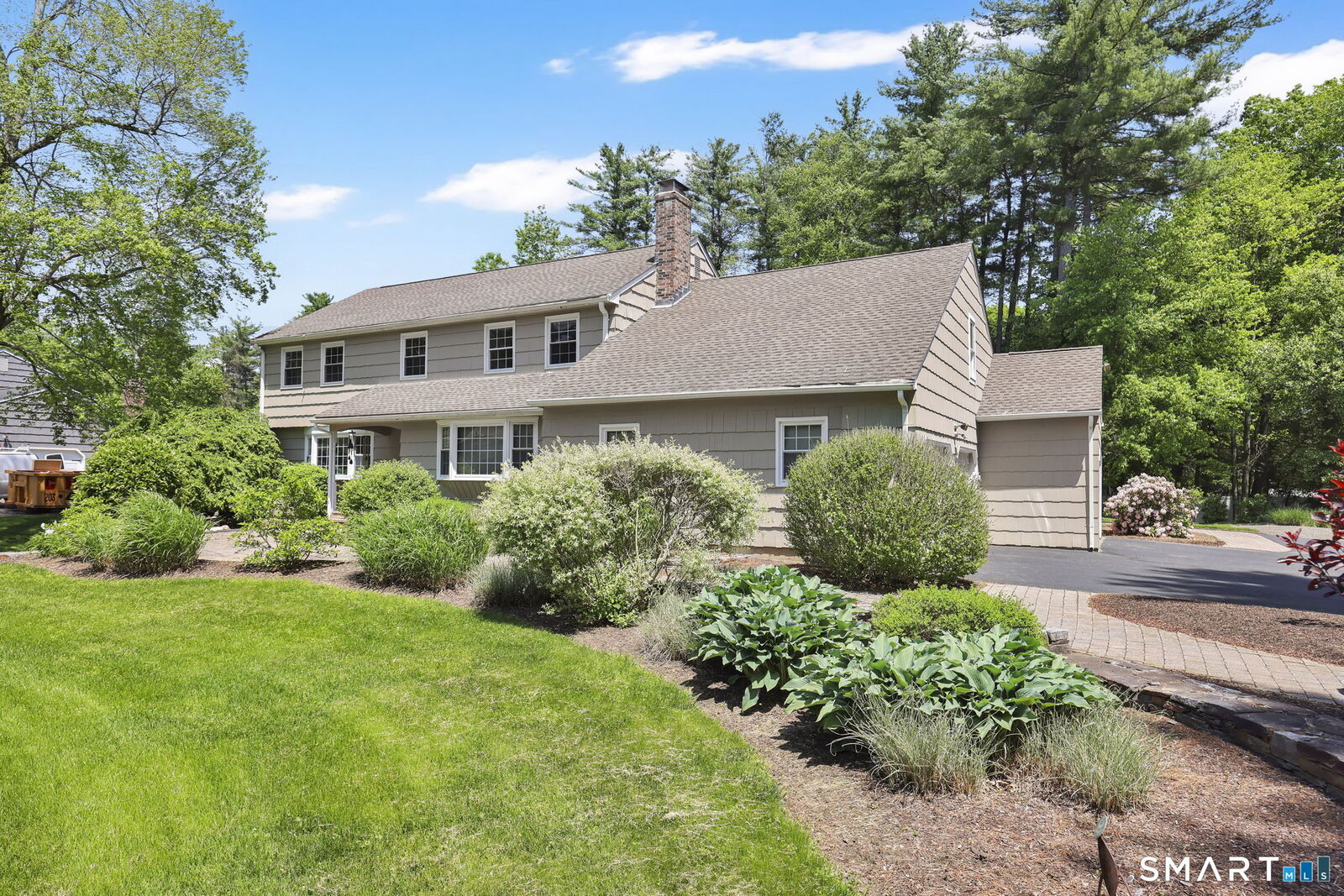 Property Photo: 10 Hampshire Lane CT 06070
