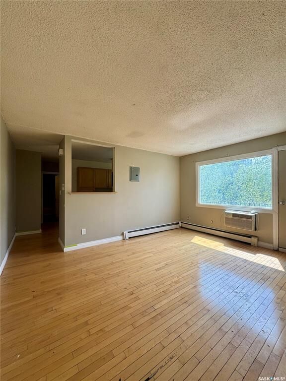 Property Photo: 2320 13th Avenue 11 SK S4V 0V7