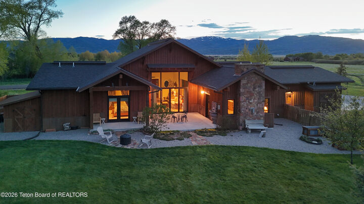 Property Photo:  6289 Fox Meadows Drive  ID 83455 