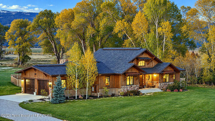 Property Photo: 6289 Fox Meadows Drive ID 83455