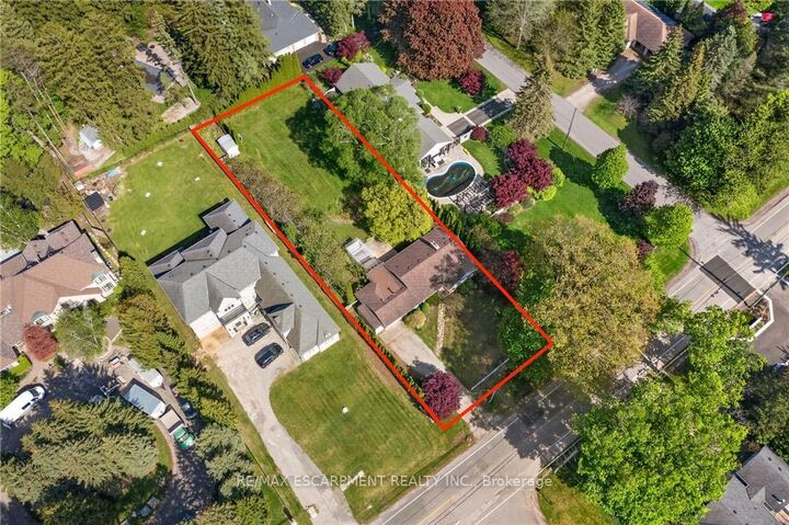 Property Photo: 53 Lovers Lane ON L9G 1G5