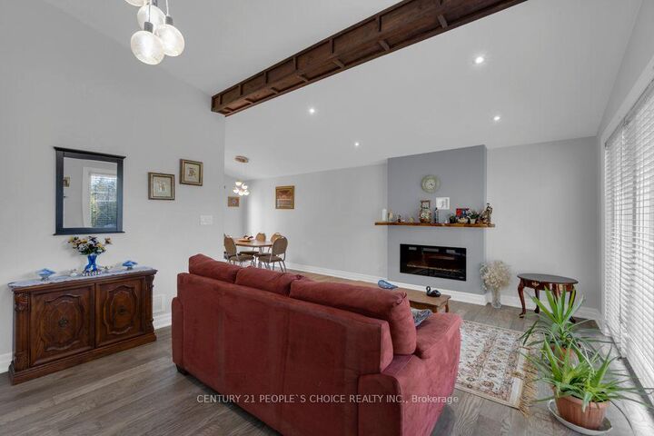 Property Photo: 71 Bay Sands Drive ON L9Z 1V1