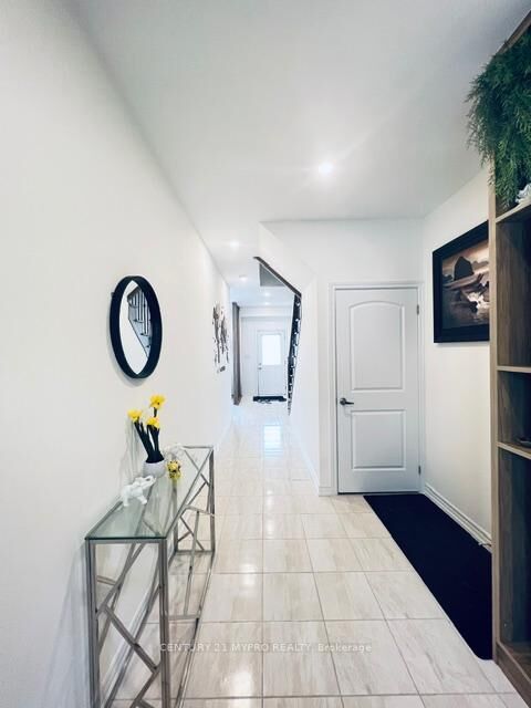 Property Photo:  80 Massachusetts Lane  ON L6E 0V6 