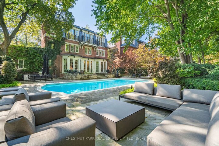82 Chestnut Park Road — photo 1