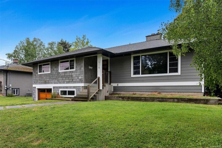 3910 Hobbs St — photo 1