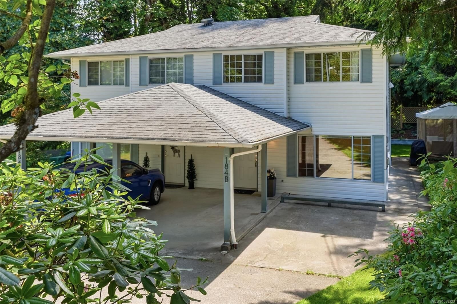 Property Photo: 184 Westwood Rd #B BC V9R 6R8