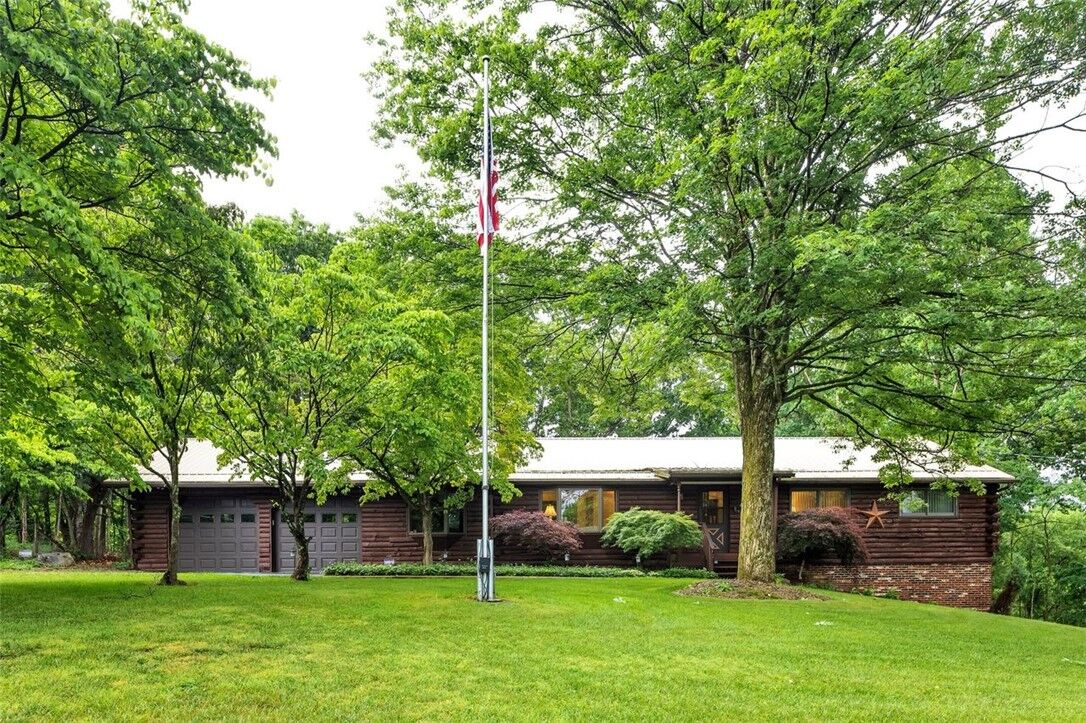 Property Photo: 6229 Terry Ln PA 15668