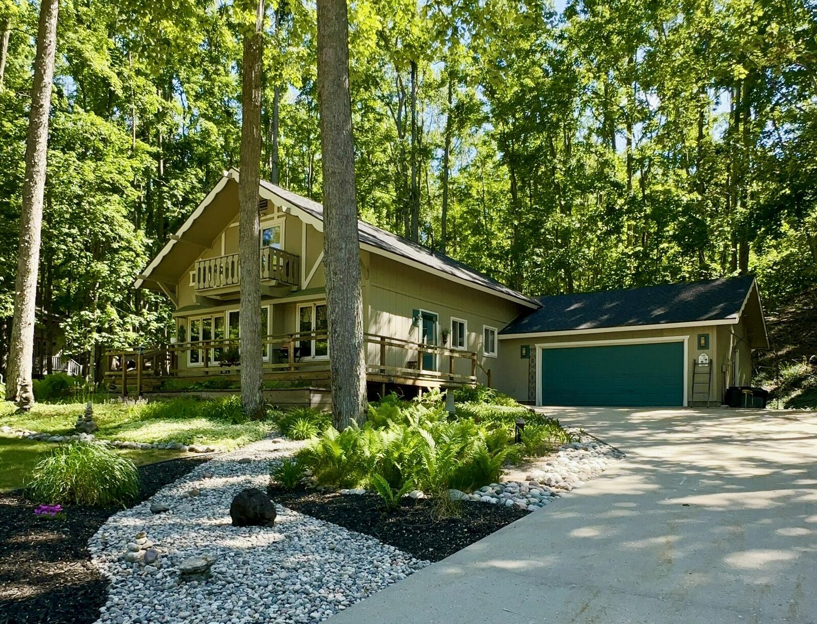 Property Photo:  1581 Michaywe Drive  MI 49735 
