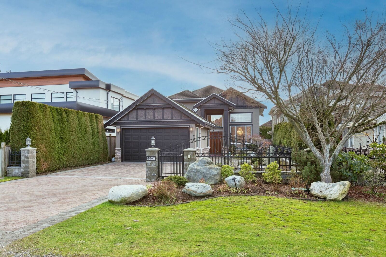 Property Photo:  5580 Cantrell Road  BC V7C 3H1 
