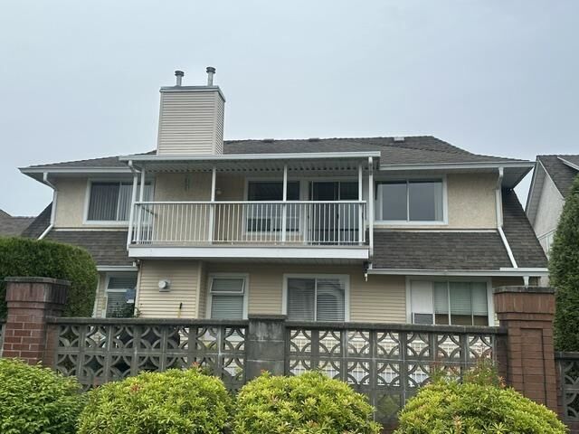 Property Photo: 2475 Emerson Street 12 BC V2T 4W5