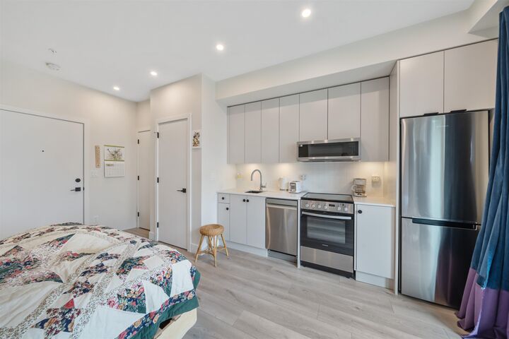Property Photo: 45511 Campus Drive 208 BC V2R 6K8