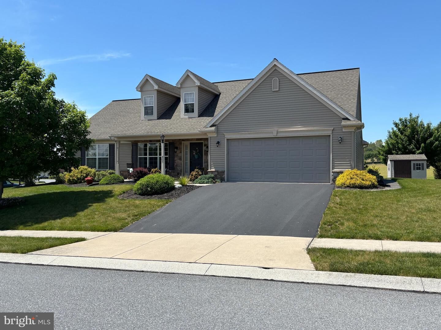 Property Photo: 59 Bloomfield Drive PA 17522